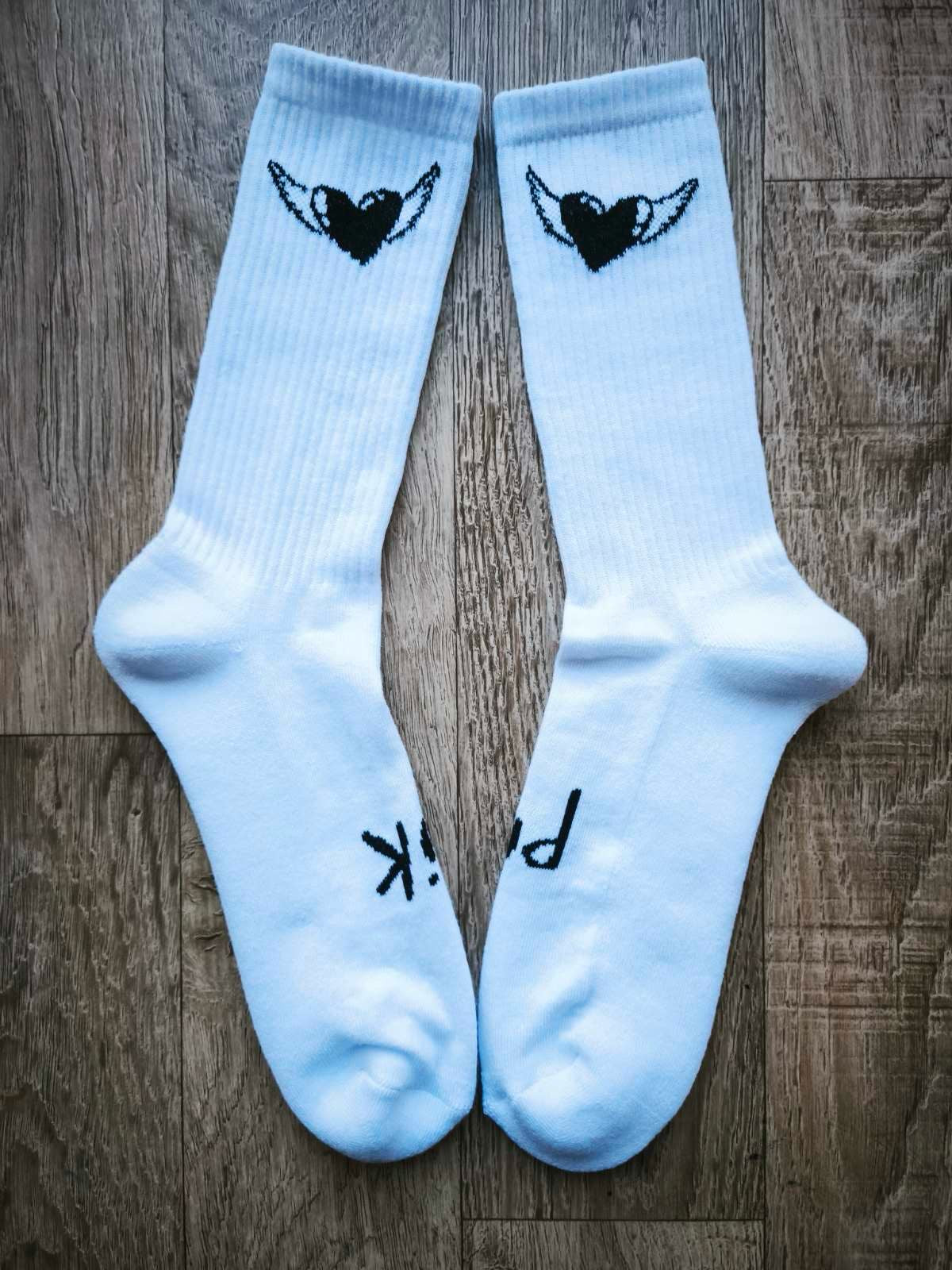 Chaussettes miki X Émilie Tronche + porte-clé USB