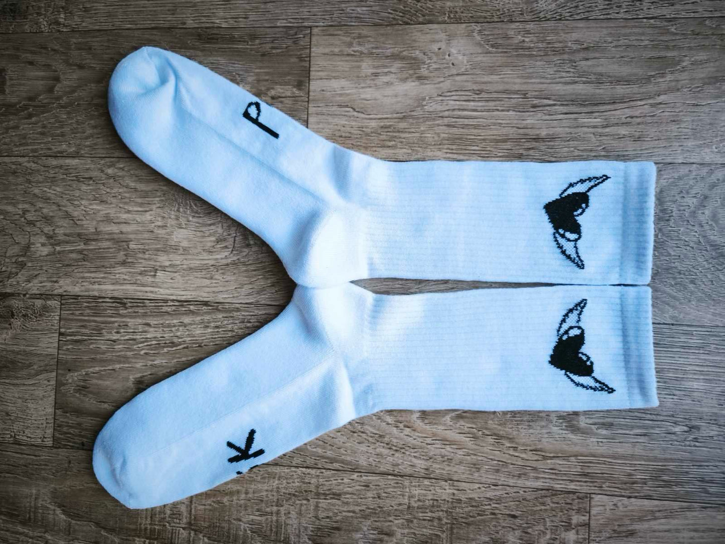 Chaussettes miki X Émilie Tronche + porte-clé USB